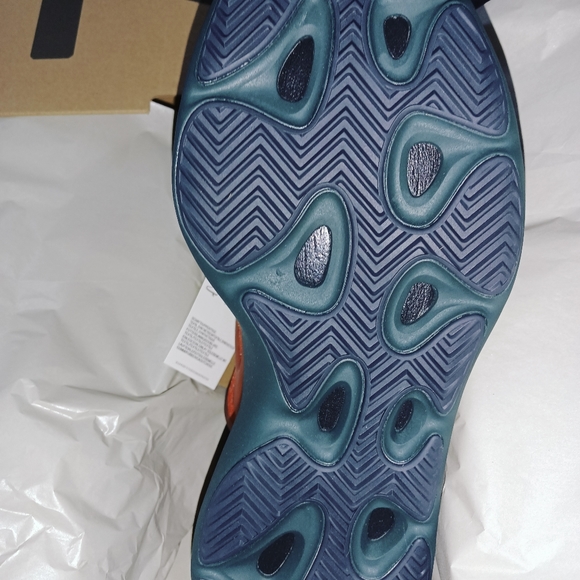 Adidas Yeezy 700 Copper main image 7
